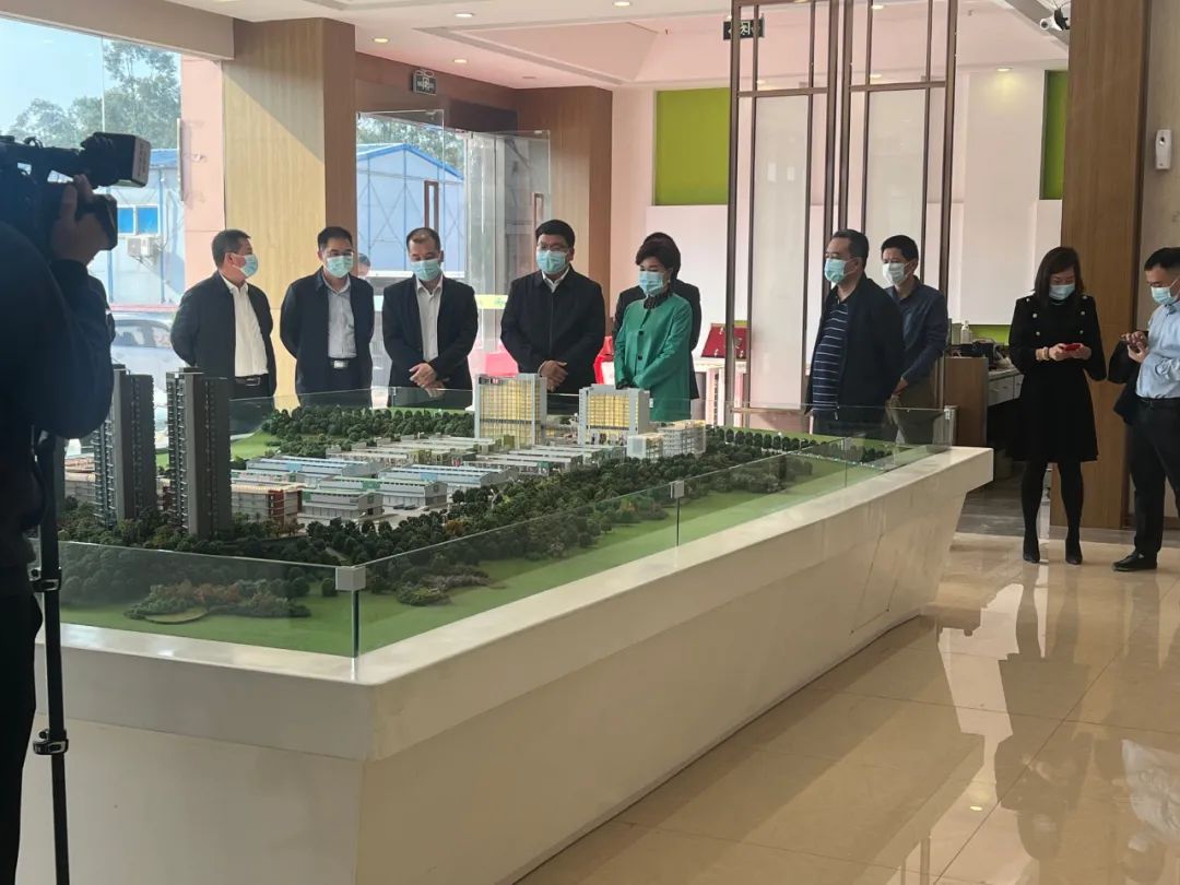 東源縣縣委書記秦衛(wèi)民蒞臨綠然燈塔農產品物流園考察指導工作
